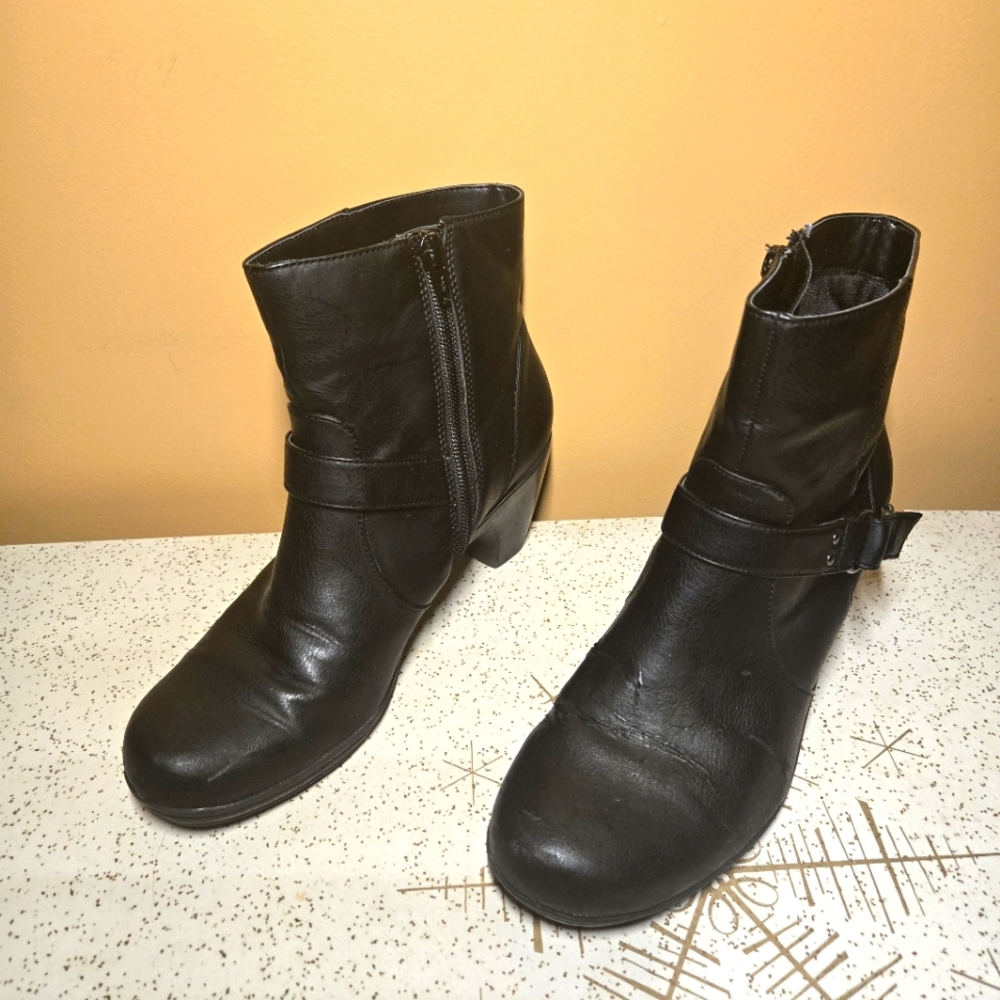 Life Stride Zippered Ankle Boots, 8.5